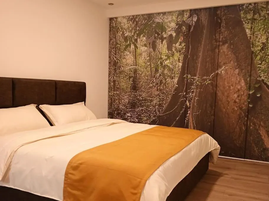 Appartement 130 M2 Centre Nord De Quito A 5Min Du Metro, Supermarches, Banques, Etc Lägenhet