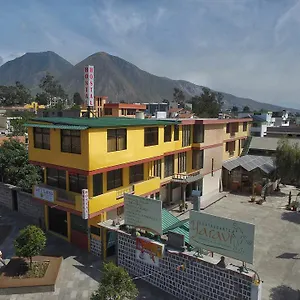 Sol Y Luna Hostal