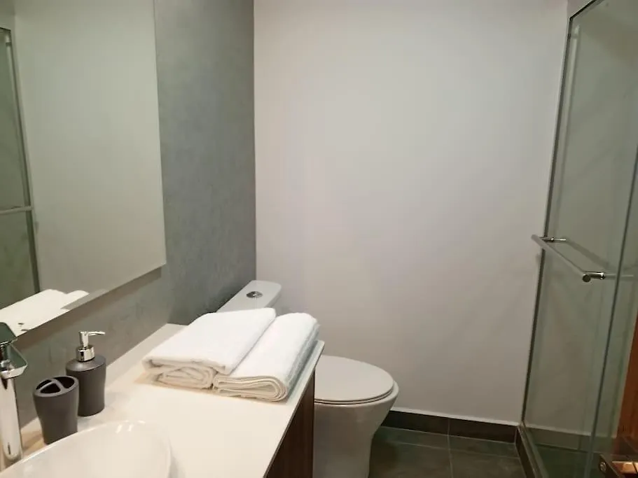 Appartement 130 M2 Centre Nord De Quito A 5Min Du Metro, Supermarches, Banques, Etc 0*,  Ecuador